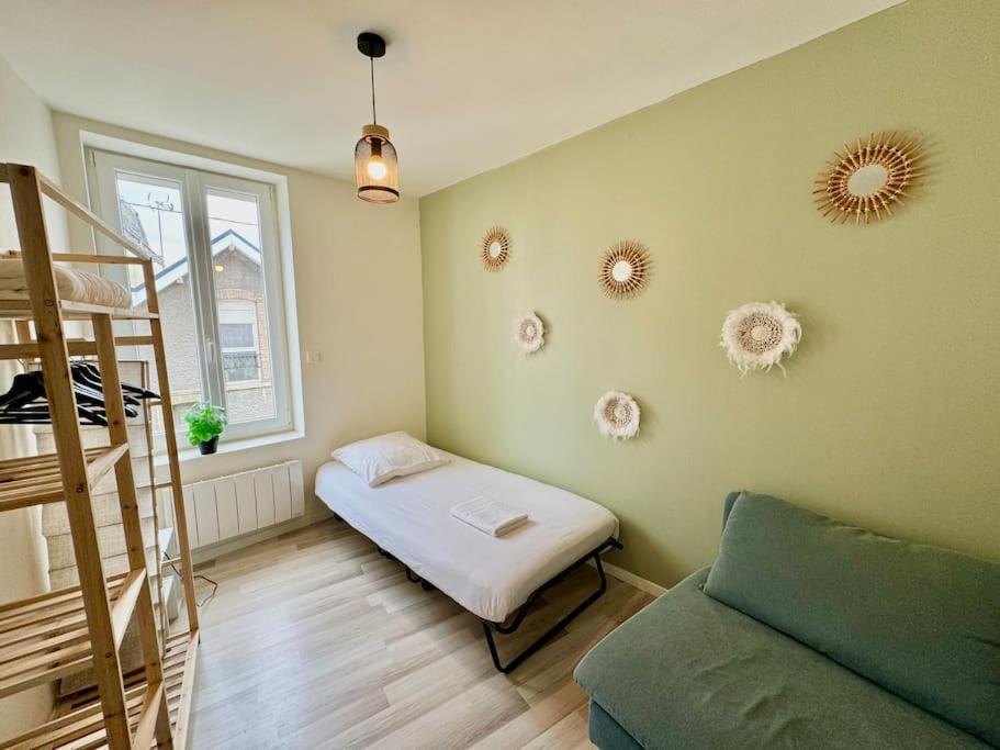 Apartment Le Vendays Plein De Charme *
